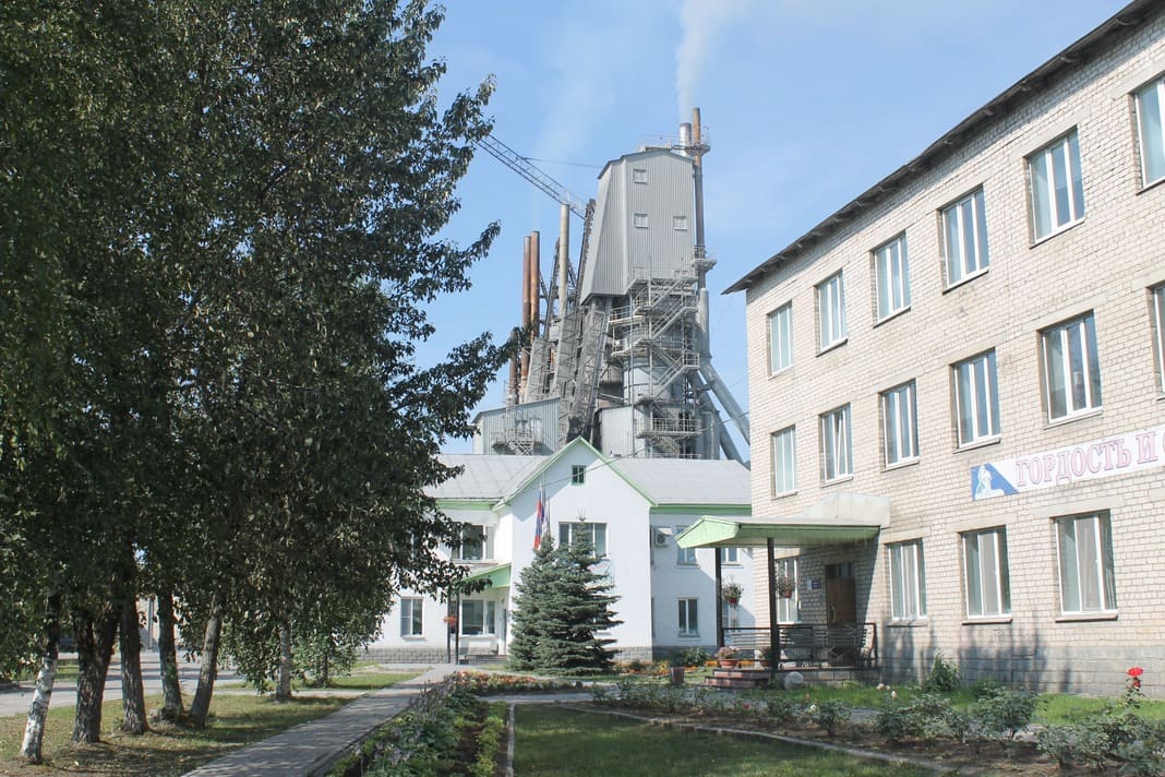 Фото завода